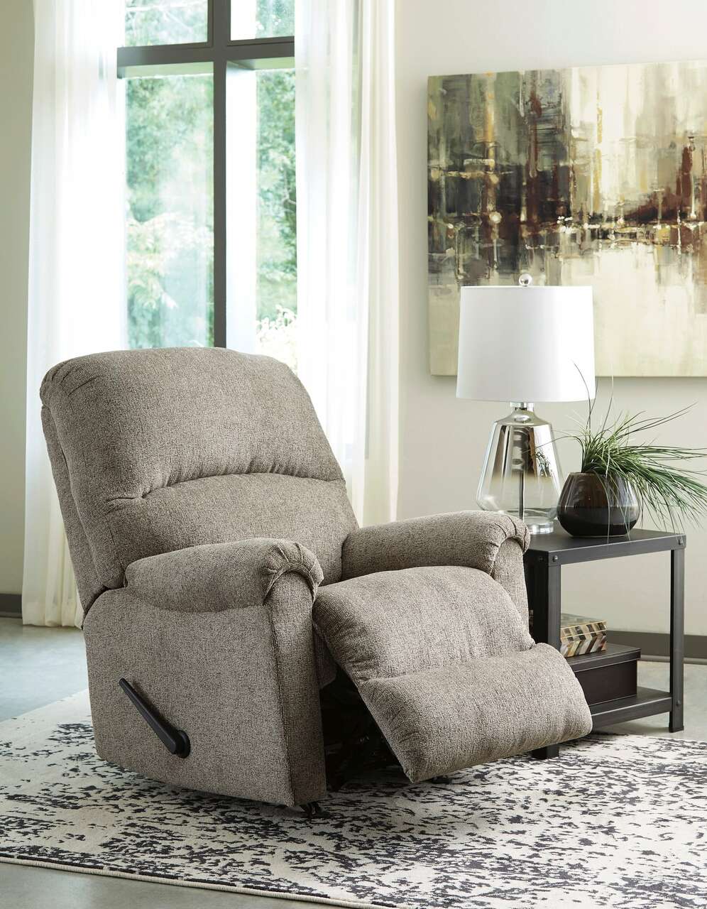 Rocker Recliner: Platinum