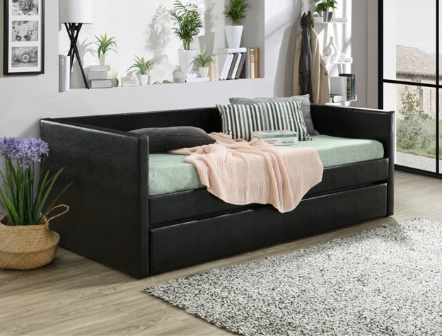 SADIE DAYBED W/ TRUNK