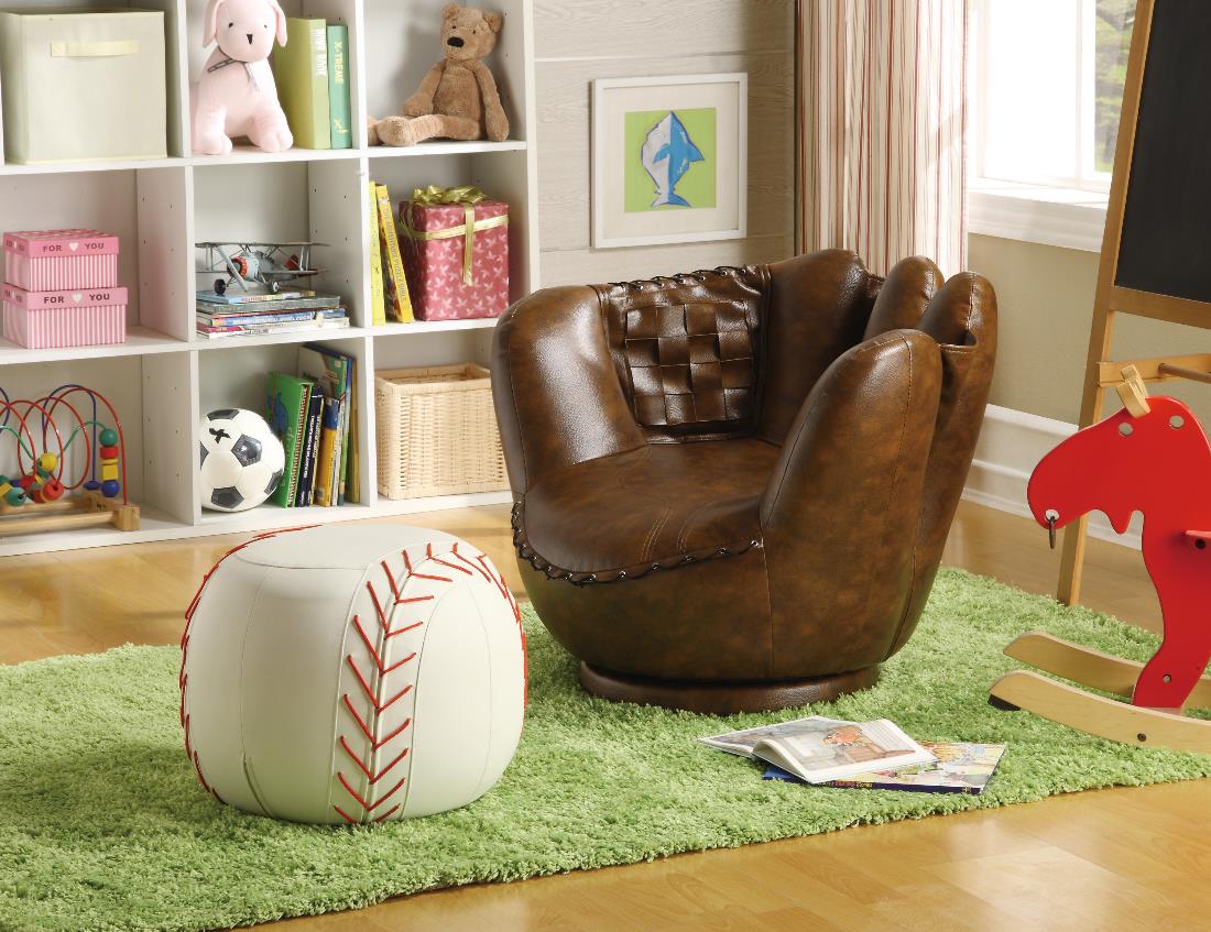 BASEBALL GLOVE CHAIR